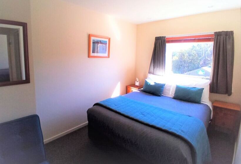 דירת שני חדרים, La Rochelle Motel