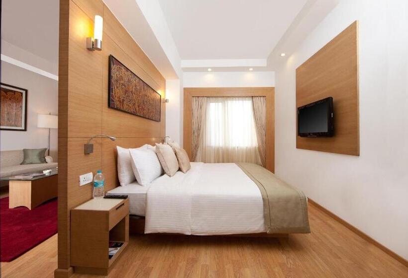 جناح إدارى, Lemon Tree Hotel Chandigarh