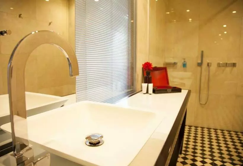Deluxe-huone, Quentin Boutique Hotel