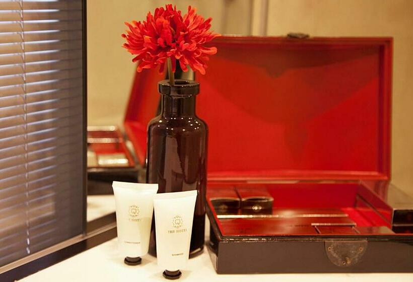 اتاق اکونومی, Quentin Boutique Hotel