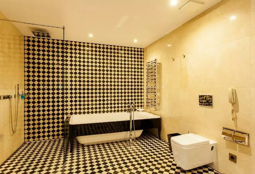 Perhesviitti, Quentin Boutique Hotel