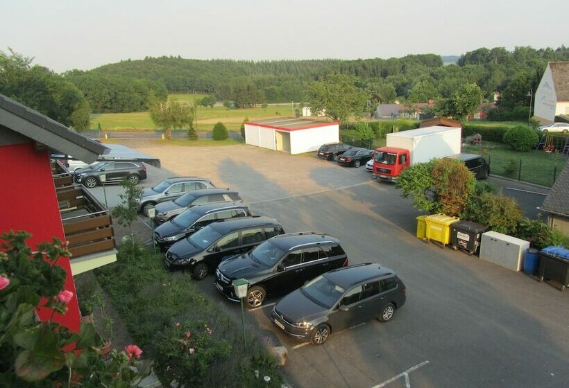 غرفة قياسية, Land Gut Hotel Zur Burg Nürburg