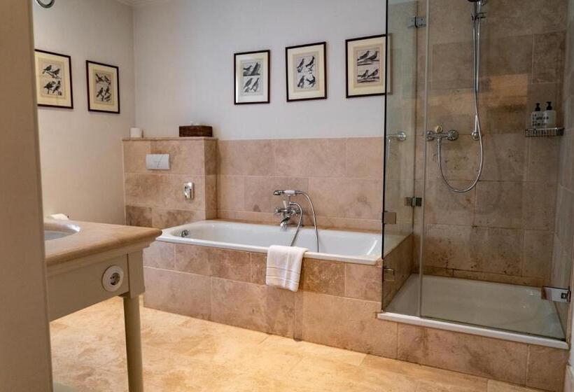 جناح ديلوكس, Schloss Auel Boutique Hotel & Design Golf Lodge