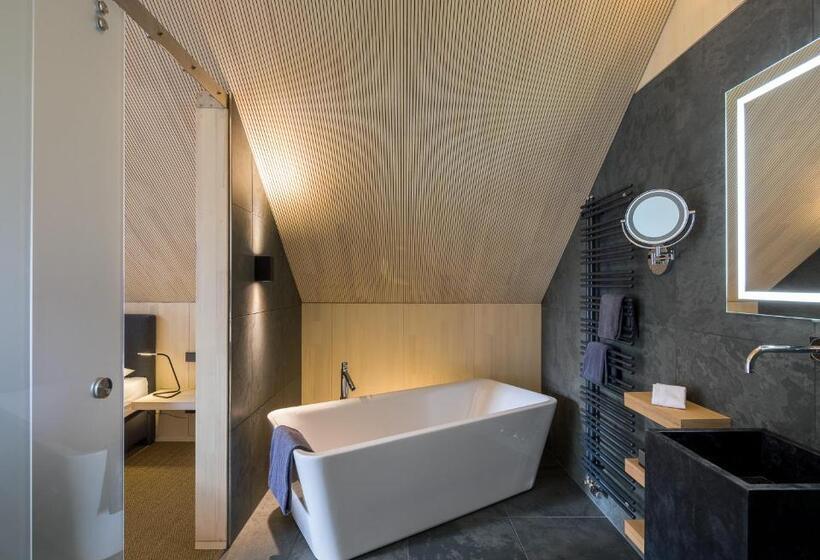 Люкс с Балконом, Schloss Auel Boutique Hotel & Design Golf Lodge