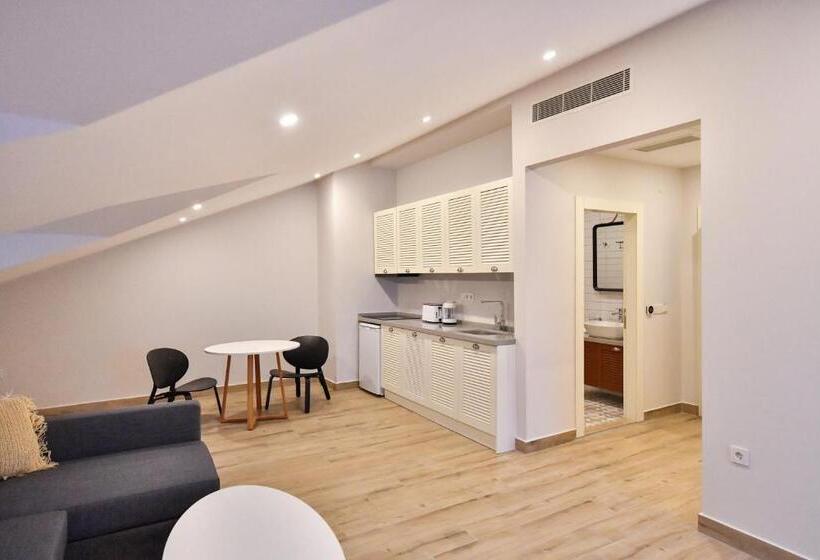 סוויטה, Bliss Loft