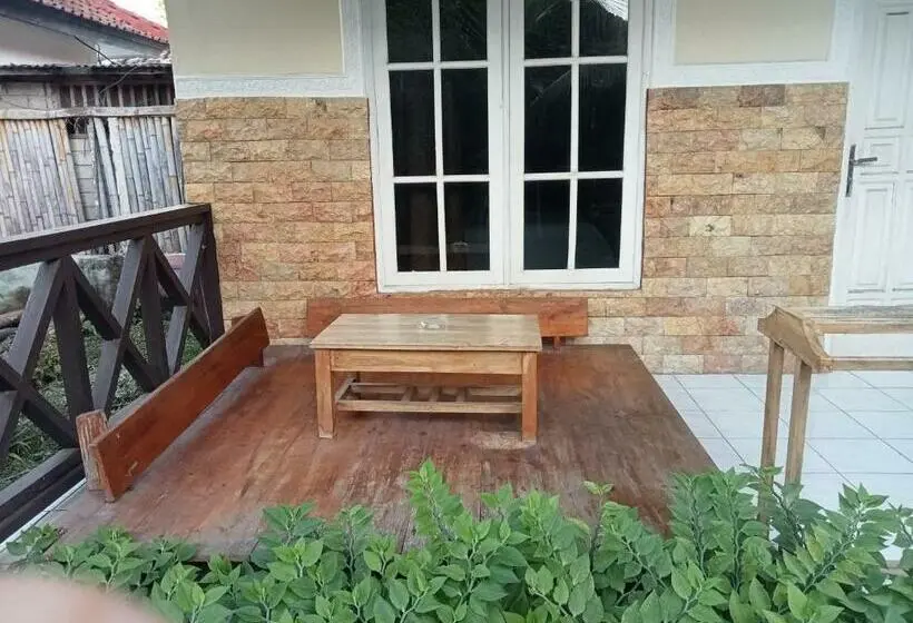 اتاق اکونومی, Homestay Lucu 2