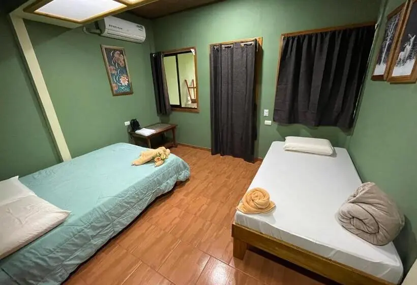 デラックスルーム, Ceiba Lodge