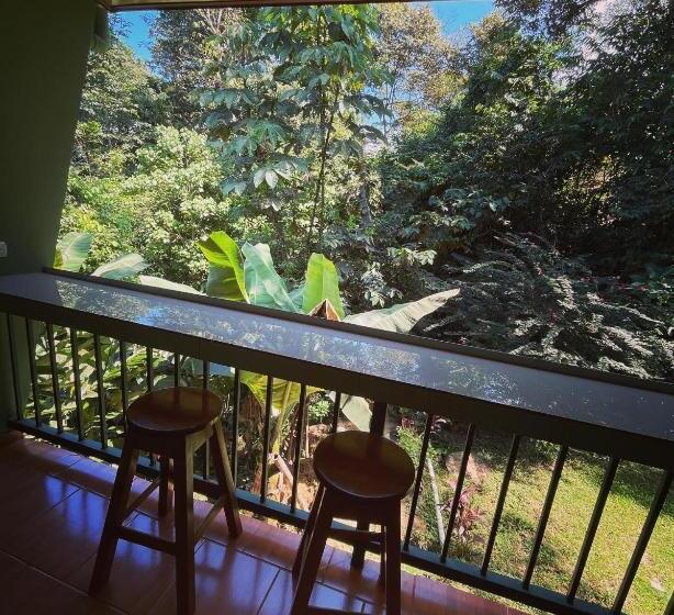 اتاق لوکس, Ceiba Lodge