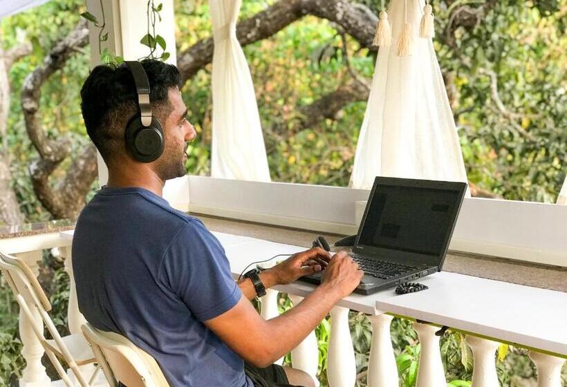 발코니 디럭스 룸, Nomadgao Vila Nova Comfort, Great Views, Fast Wifi & Interesting People