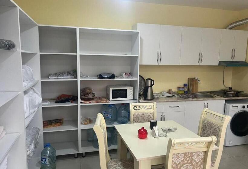 اتاق استاندارد با سرویس بهداشتی مشترک, Rahat