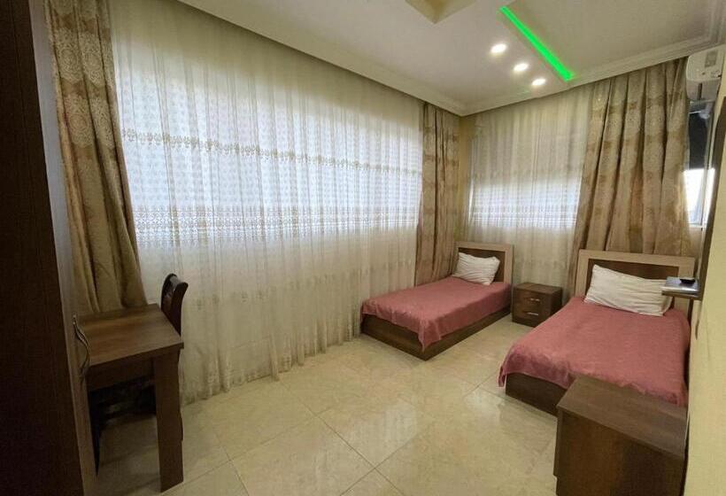 اتاق استاندارد با سرویس بهداشتی مشترک, Rahat