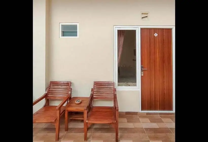 Standard-huone, Reddoorz Near Bns Batu