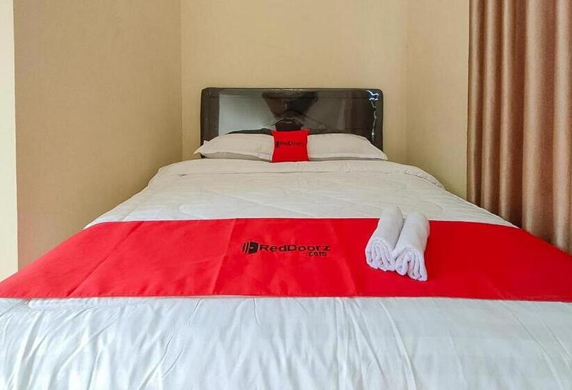 스탠다드 룸, Reddoorz Near Bns Batu