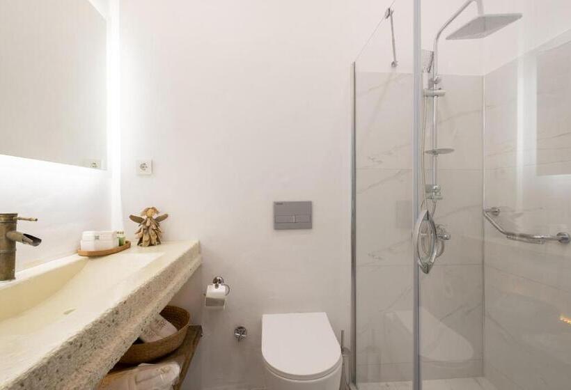 豪华三人间, Yasos Suites