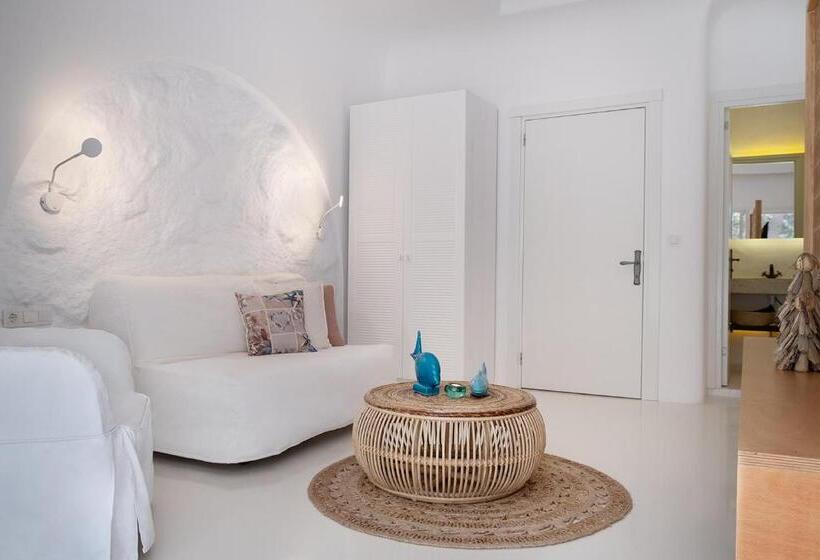 豪华三人间, Yasos Suites