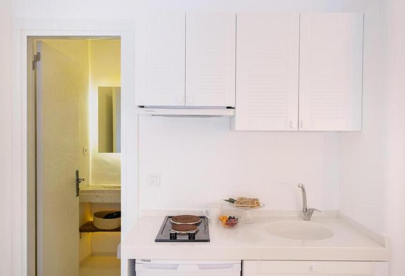 豪华三人间, Yasos Suites