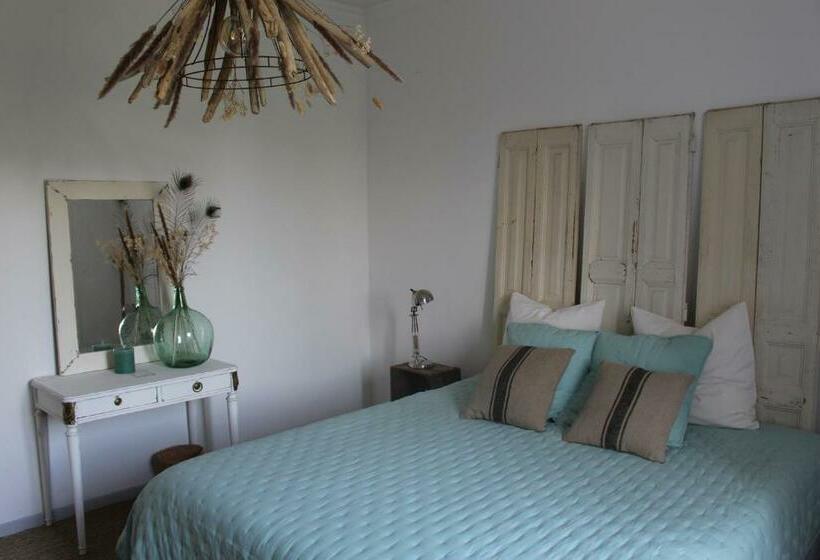 Стандартный Номер Кровать Кинг, Les Romarins B&b, 10 Min D Uzès, Piscine Et Grand Jardin, Table D Hôte