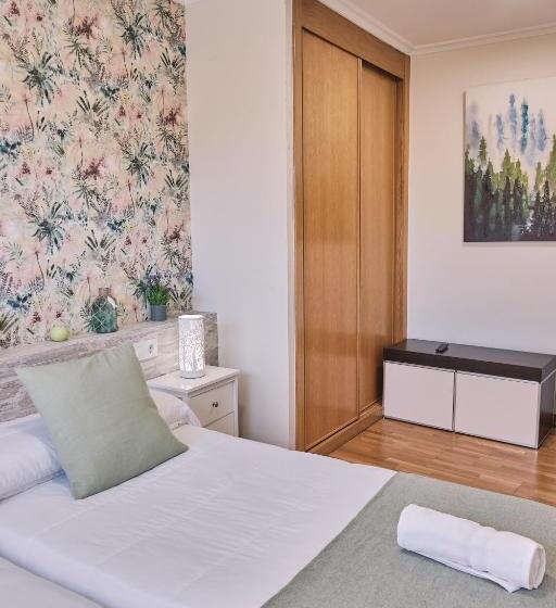 Standard room with outdoor bath, Pensión A Solaina 2