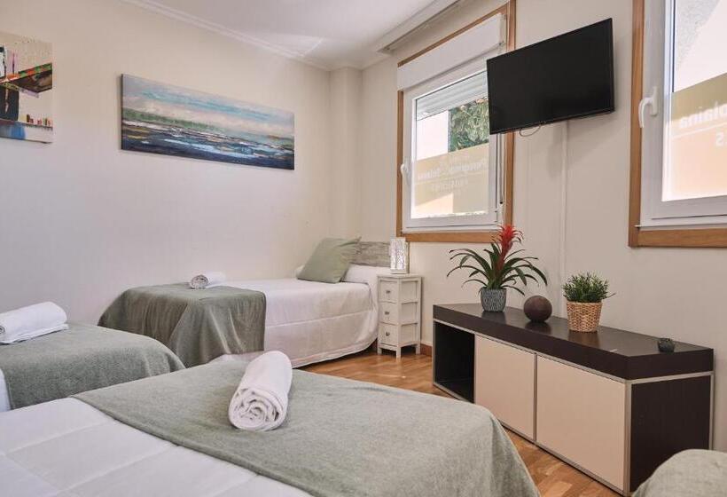 اتاق استاندارد سه نفره, Pensión A Solaina 2