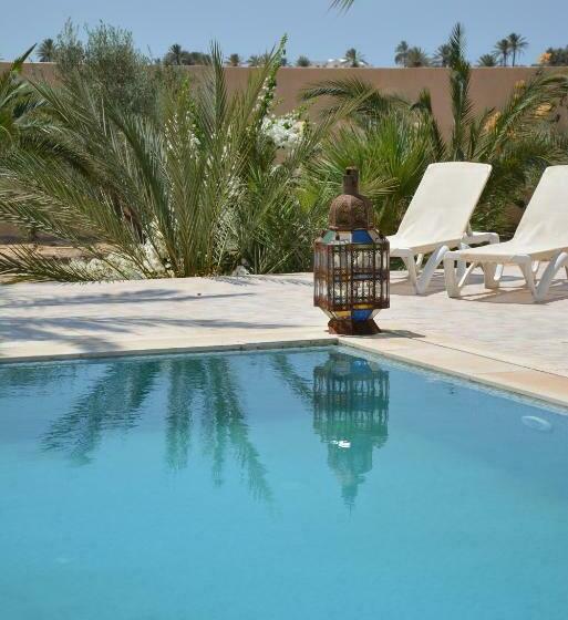 غرفة قياسية سرير كينج, Dar Almassa