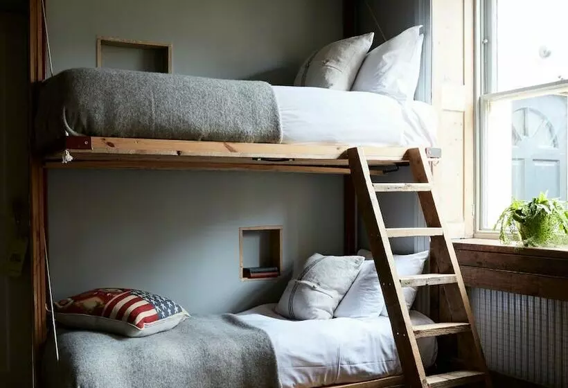 Suite, Artist Residence Brighton