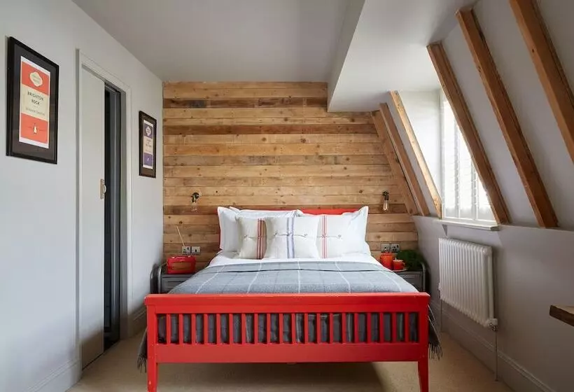 Standard Room, Artist Residence Brighton
