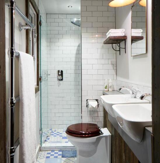 Standard Quadruple Room, Artist Residence Brighton