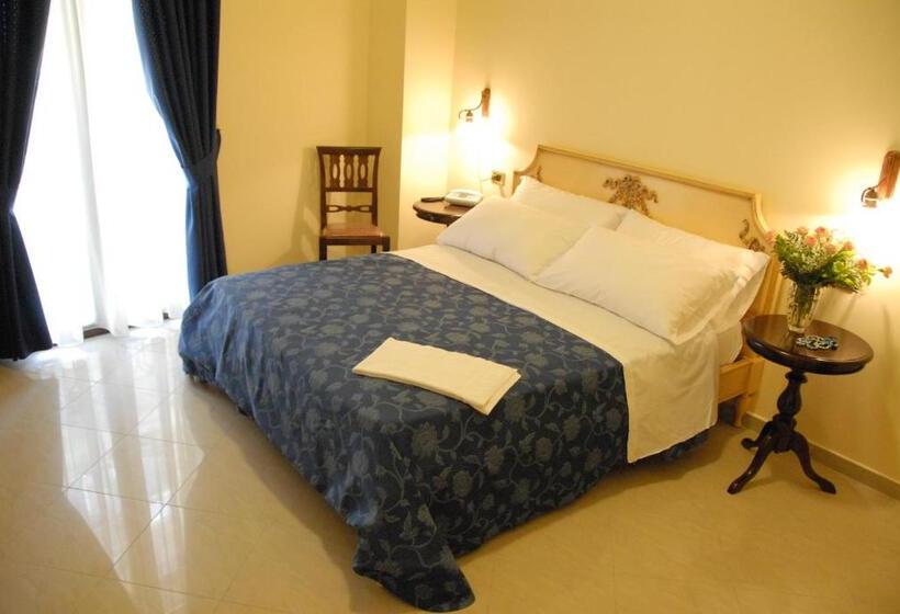 Номер Deluxe с Балконом, Garibaldi Relais