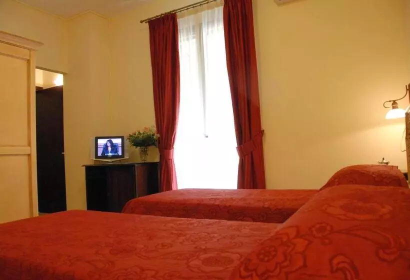 Camera Tripla Comfort, Garibaldi Relais