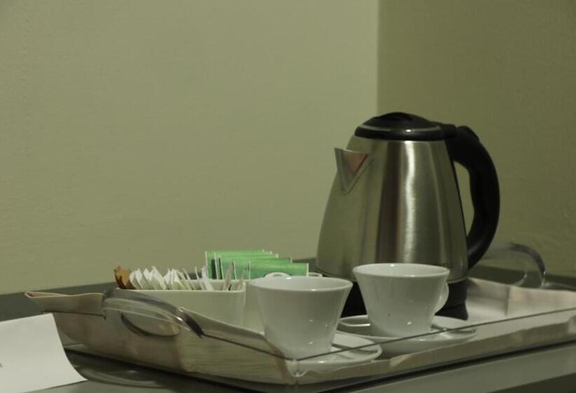 جناح جونيور, Borgo Santa Giulia