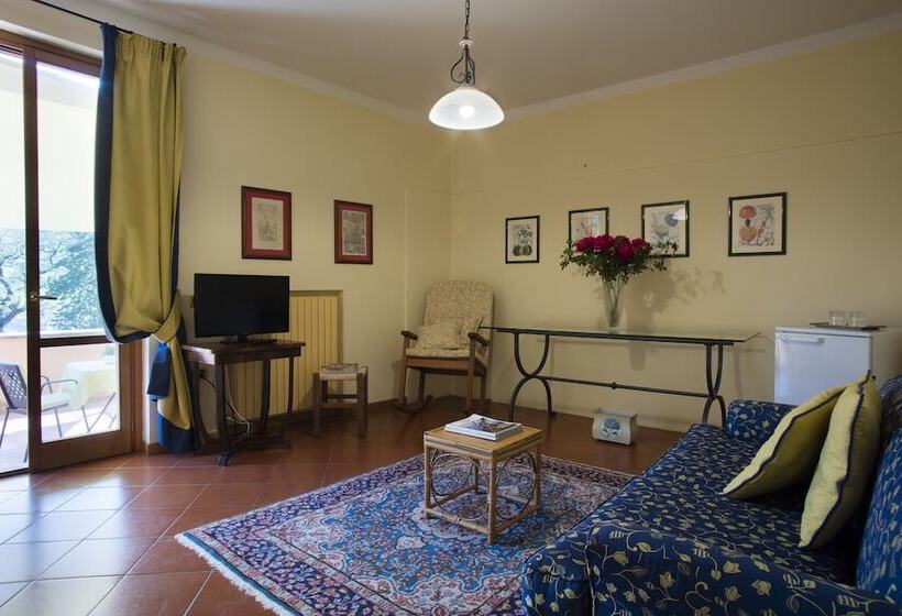 Люкс, Albergo Villa Cristina