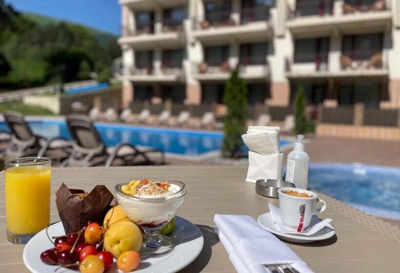 家庭间, Best Western Plus Paradise Hotel Dilijan