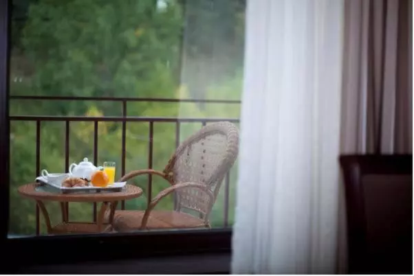 اتاق لوکس با تخت بزرگ, Best Western Plus Paradise Hotel Dilijan