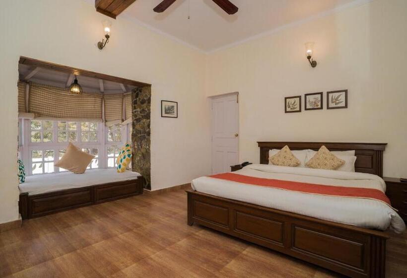 سوییت خانوادگی, Bhikampur Lodge By Howard