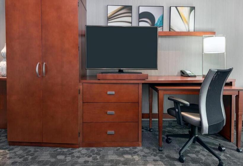 Номер Стандарт, Courtyard By Marriott Buffalo Airport