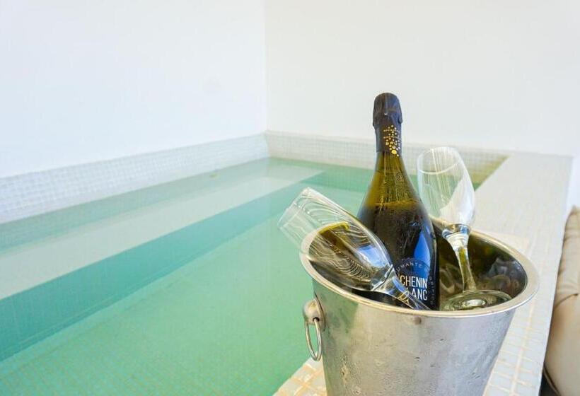 프리미엄 룸, Dhow Inn Boutique