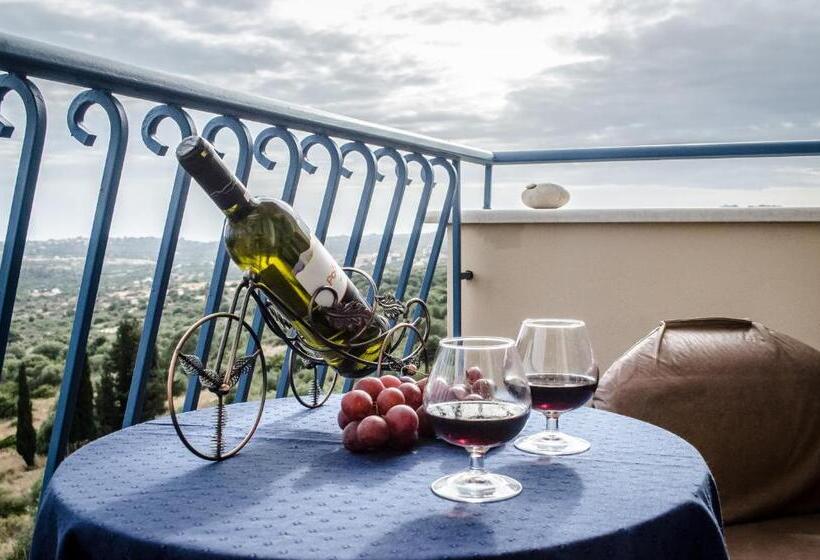 带观景的标准工作室, Diana Studios