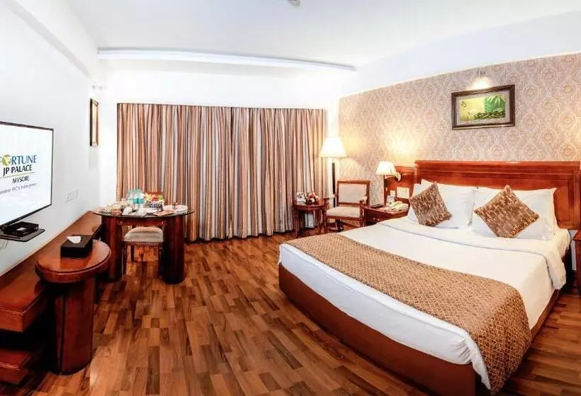 クラブルーム, Fortune Jp Palace, Mysore   Member Itc S Hotel Group