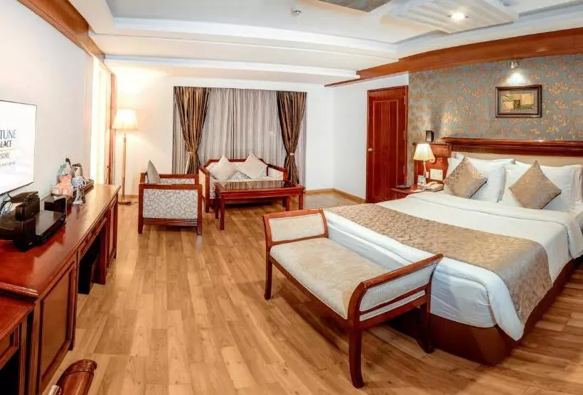 デラックススイート, Fortune Jp Palace, Mysore   Member Itc S Hotel Group
