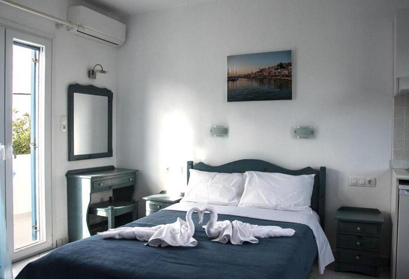 Номер Стандарт с Балконом, Ikaros Studios & Apartments