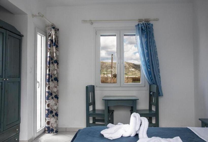 Номер Стандарт с Балконом, Ikaros Studios & Apartments