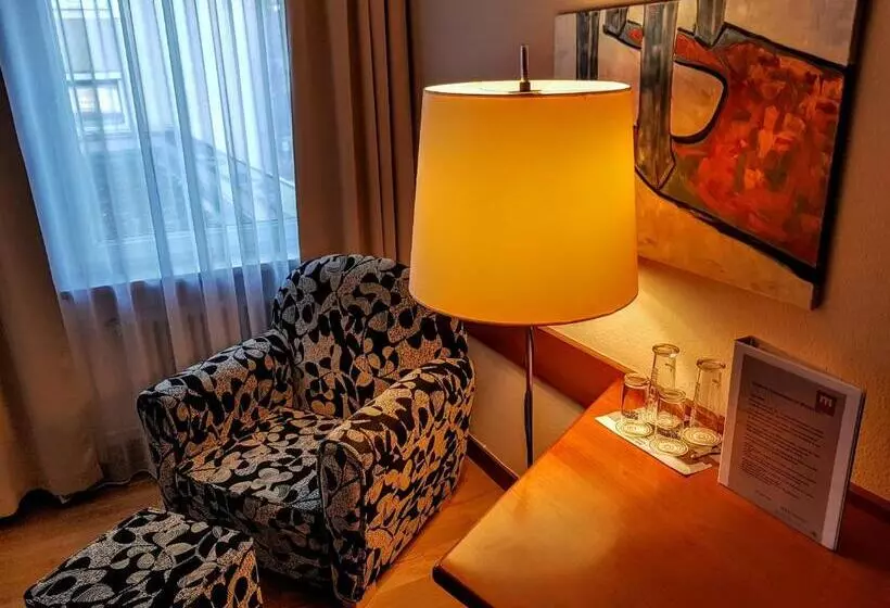 スーペリアールーム, Max