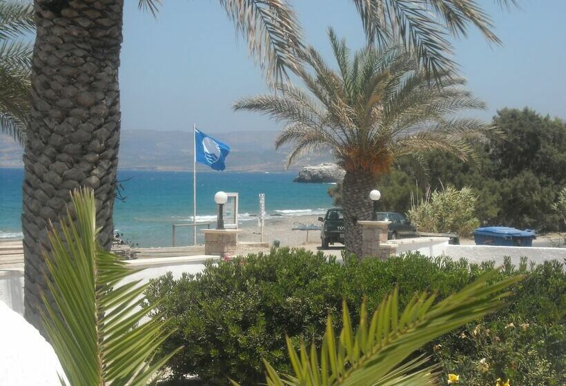 オーシャンビュースタンダードルーム, Petras Beach