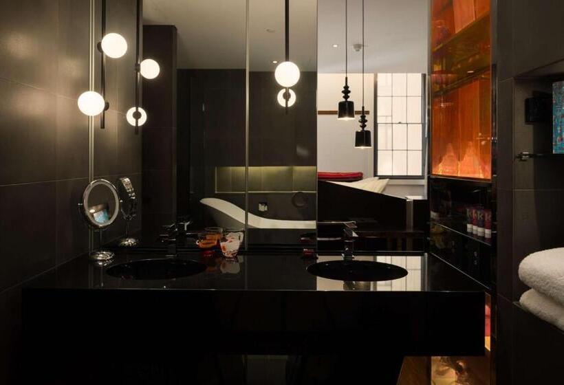 Номер Deluxe Кровать Кинг, Qt Sydney