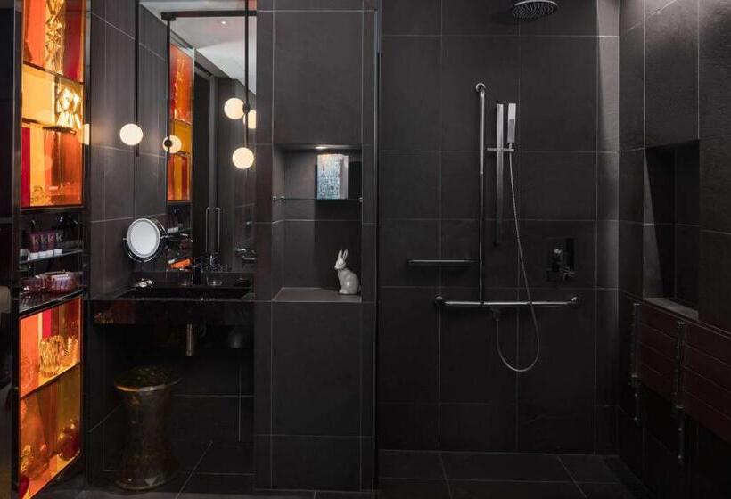 Стандартный Номер Кровать Кинг, Qt Sydney