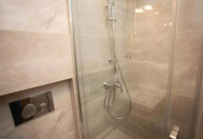 اتاق استاندارد, Vrbak Nd