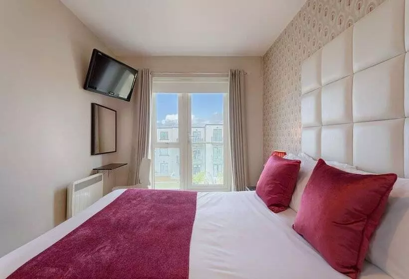 2 Bedroom Apartment Sea View, Jameson Court Self Catering Apartments