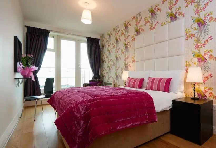 2 Bedroom Penthouse Apartment, Jameson Court Self Catering Apartments