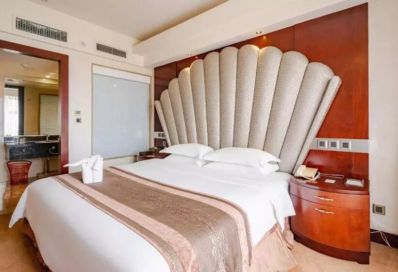 デラックスルーム, Ramada Chengdu North