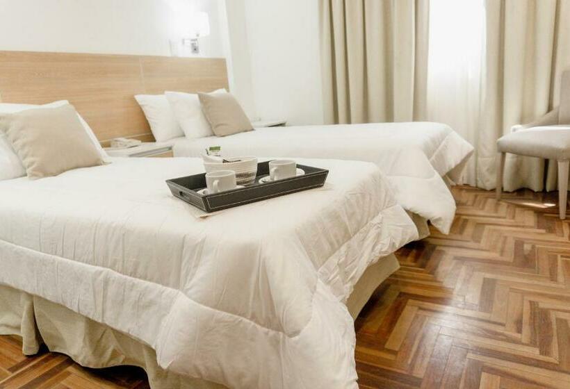 חדר קלאסי לארבעה, Mediterráneo Hotel Y Spa